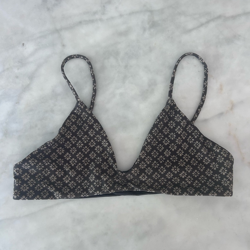 Acacia Napali top - night daisy